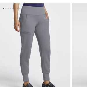 Jaanuu Women’s Rib band high waisted jogger (scrubs) size XL regular. Gray